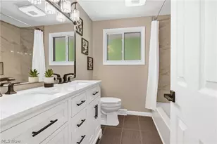 1581 N Circle View Dr, Green Hills, OH 44131 - Photo 32