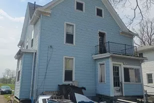 2149 E 31st St, Lorain, OH 44055 - Photo 2