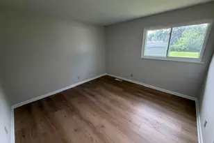 823 Stanford Ave, Elyria, OH 44035 - Photo 8