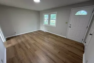 823 Stanford Ave, Elyria, OH 44035 - Photo 4