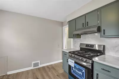 6207 Delora Avenue, Brooklyn, OH 44144 - Photo 16