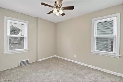 6207 Delora Avenue, Brooklyn, OH 44144 - Photo 18