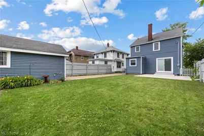 337 Harvard Avenue, Elyria, OH 44035 - Photo 4