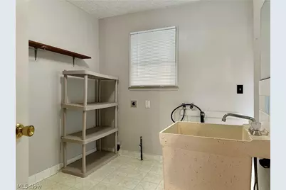 4827 Dunsmore Avenue, Ashtabula, OH 44004 - Photo 6