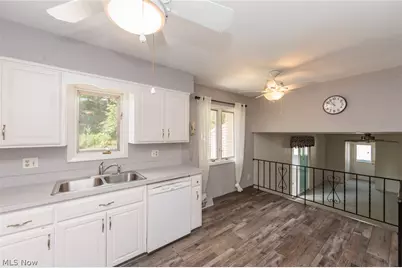 2207 Jacqueline Drive, Parma, OH 44134 - Photo 14