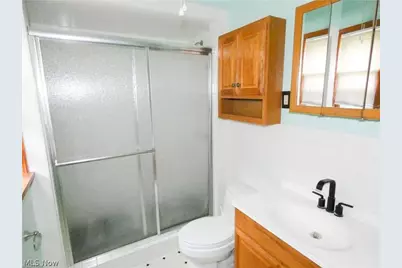 3864 E 52nd Street, Newburgh Heights, OH 44105 - Photo 12