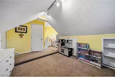 34212 Roberts Road, Eastlake, OH 44095 - Photo 20
