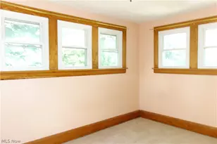 34 E Rosewood Ave, Akron, OH 44301 - Photo 16
