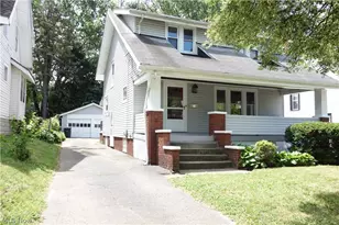 34 E Rosewood Ave, Akron, OH 44301 - Photo 1