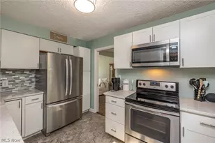3141 8th St, Cuyahoga Falls, OH 44221 - Photo 8