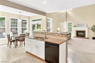 33999 Hickory Ct, Avon, OH 44011 - Photo 4