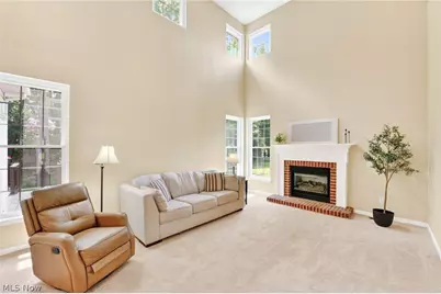 33999 Hickory Court, Avon, OH 44011 - Photo 8