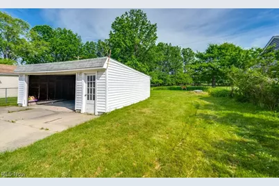 29800 Robert Street, Wickliffe, OH 44092 - Photo 28