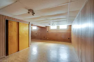 29800 Robert St, Wickliffe, OH 44092 - Photo 22