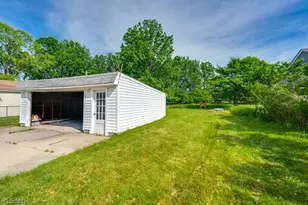 29800 Robert St, Wickliffe, OH 44092 - Photo 28