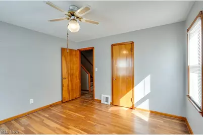 29800 Robert Street, Wickliffe, OH 44092 - Photo 12