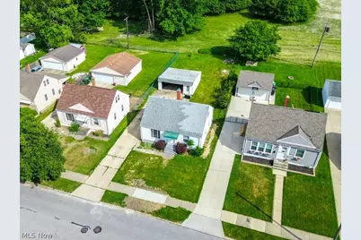 29800 Robert Street, Wickliffe, OH 44092 - Photo 32