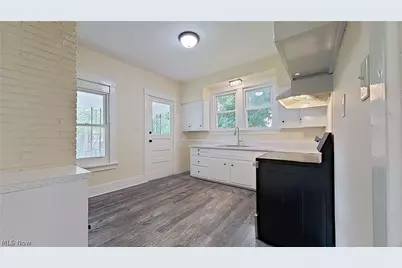 1312 Wellesley Avenue, Steubenville, OH 43952 - Photo 8
