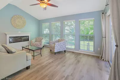 679 Jockeys Circle, Avon Lake, OH 44012 - Photo 6