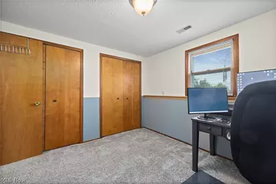 923 Hillside Drive, Amherst, OH 44001 - Photo 20