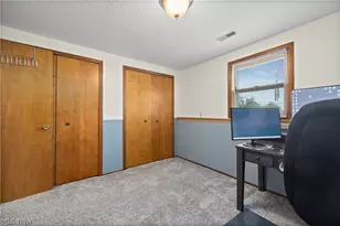 923 Hillside Dr, Amherst, OH 44001 - Photo 20