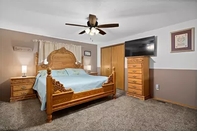 923 Hillside Drive, Amherst, OH 44001 - Photo 22