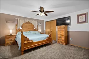 923 Hillside Dr, Amherst, OH 44001 - Photo 22