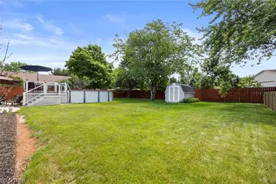 923 Hillside Drive, Amherst, OH 44001 - Photo 36