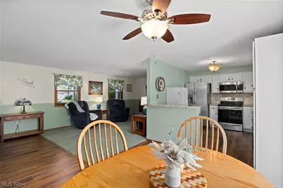 923 Hillside Drive, Amherst, OH 44001 - Photo 6