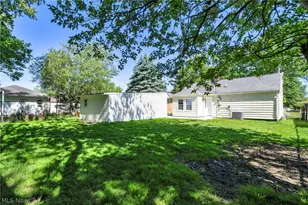 9313 Crestwood Dr, Loveland, OH 44130 - Photo 38