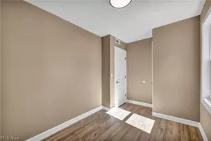 9313 Crestwood Dr, Loveland, OH 44130 - Photo 24