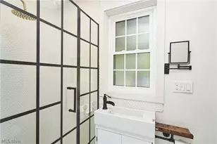 17004 Greenwood Ave, Loveland, OH 44111 - Photo 14