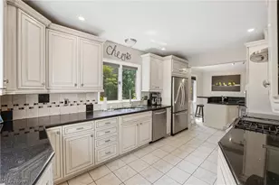 105 Ridgewood Dr, Boardman, OH 44512 - Photo 8