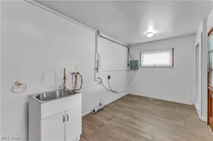 6674 Newbury Ln, Loveland, OH 44130 - Photo 22