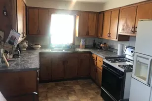 7002 Flowerdale Ave, Loveland, OH 44144 - Photo 4