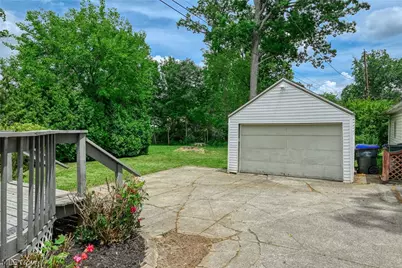 2225 16th Street, Cuyahoga Falls, OH 44223 - Photo 28