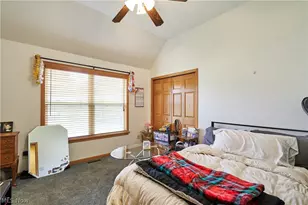 6318 Oak Point Estates, Lorain, OH 44053 - Photo 22