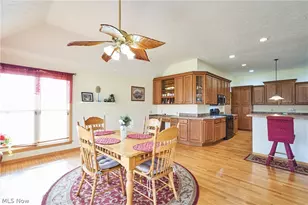 6318 Oak Point Estates, Lorain, OH 44053 - Photo 16