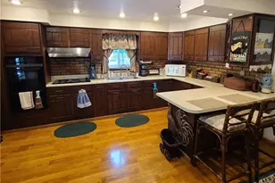213 Church St, Rayland, OH 43943 - Photo 10