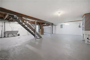 2806 Harmont Ave NE, Canton, OH 44705 - Photo 20