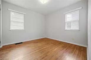 2806 Harmont Ave NE, Canton, OH 44705 - Photo 12