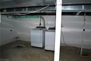 320 Broadway St, Amherst, OH 44001 - Photo 18