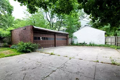 19000 Winslow Road, Huber Heights, OH 44122 - Photo 44
