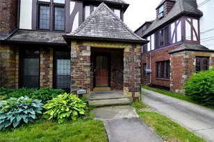 19000 Winslow Rd, Huber Heights, OH 44122 - Photo 2