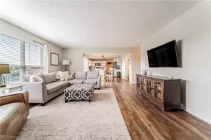 38327 Humphrey Cir, North Ridgeville, OH 44039 - Photo 14