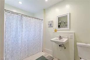 132 E 156th St, Loveland, OH 44110 - Photo 14