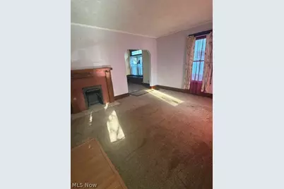 35 Bentley Avenue, Hubbard, OH 44425 - Photo 8