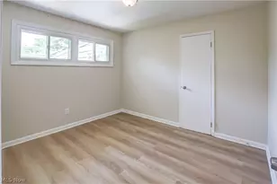 861 Oak St, Elyria, OH 44035 - Photo 24