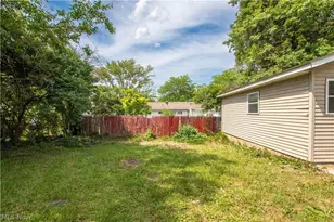 861 Oak St, Elyria, OH 44035 - Photo 36