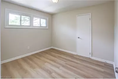 861 Oak Street, Elyria, OH 44035 - Photo 24